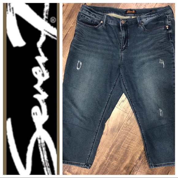 Seven7 Denim - Seven7 girlfriend distressed capri jeans